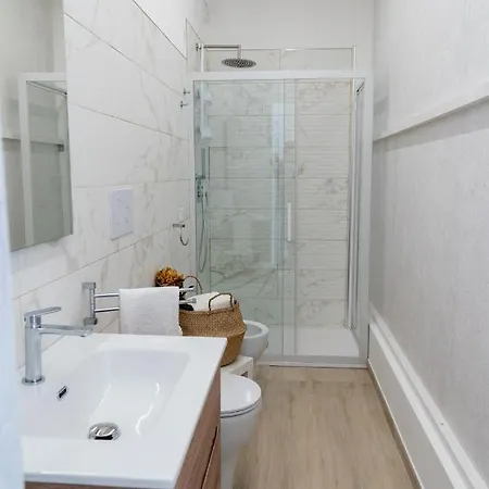 Nni Mia موديكا